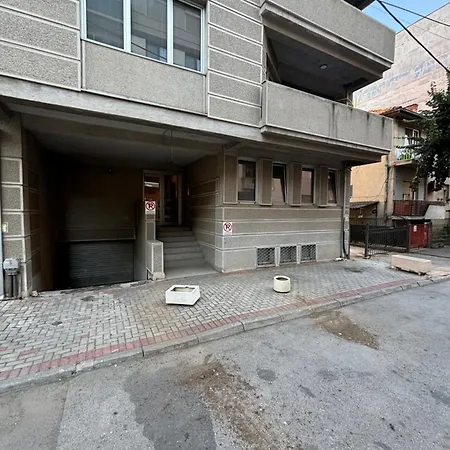 Three Bedroom Near Center * Σκόπια